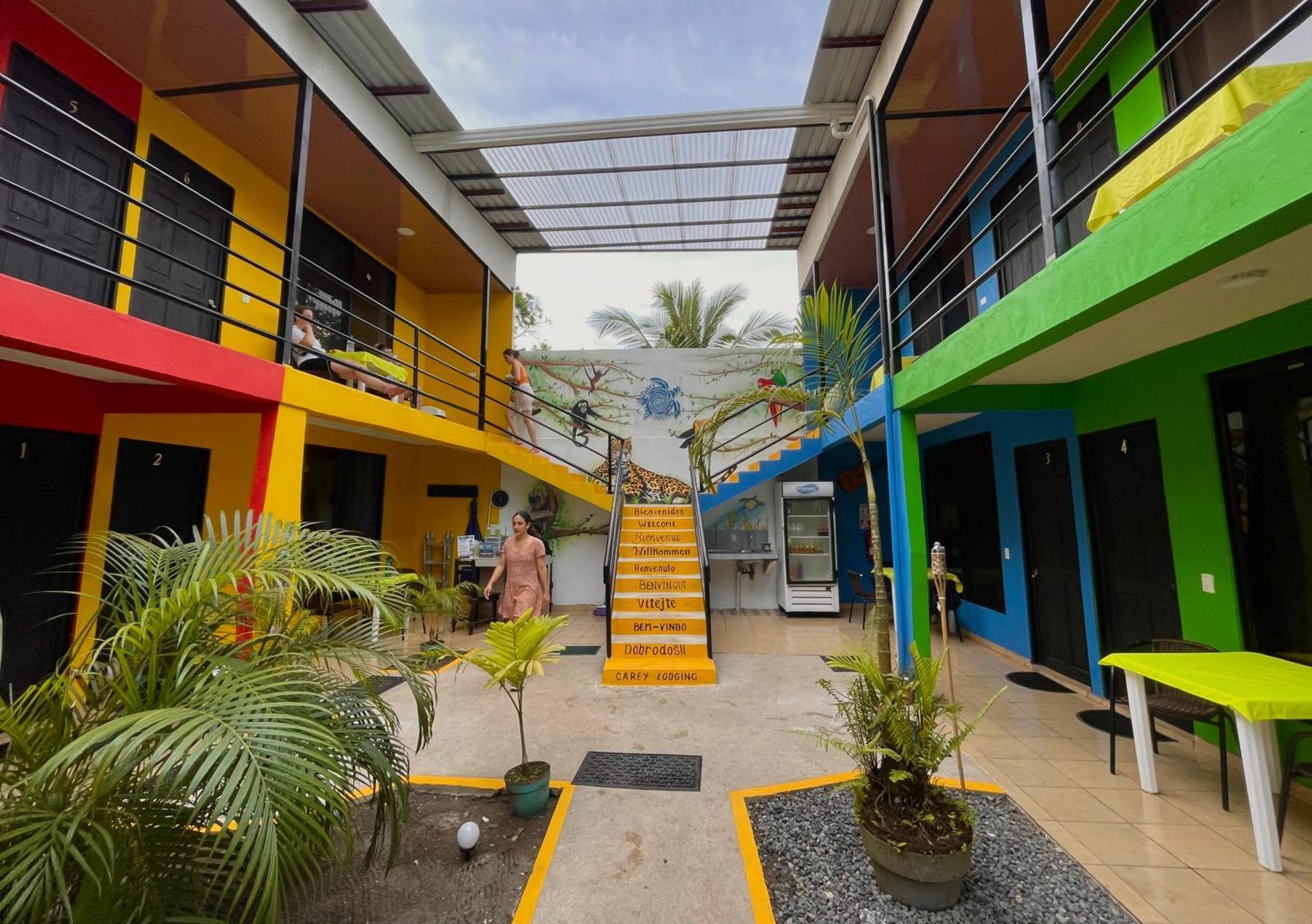 Carey Lodging Tortuguero Εξωτερικό φωτογραφία