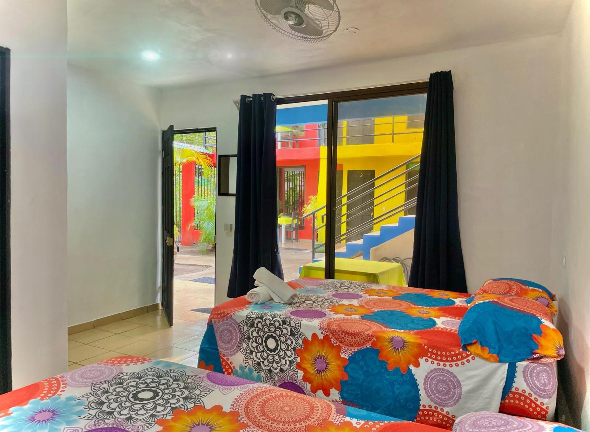 Carey Lodging Tortuguero Εξωτερικό φωτογραφία