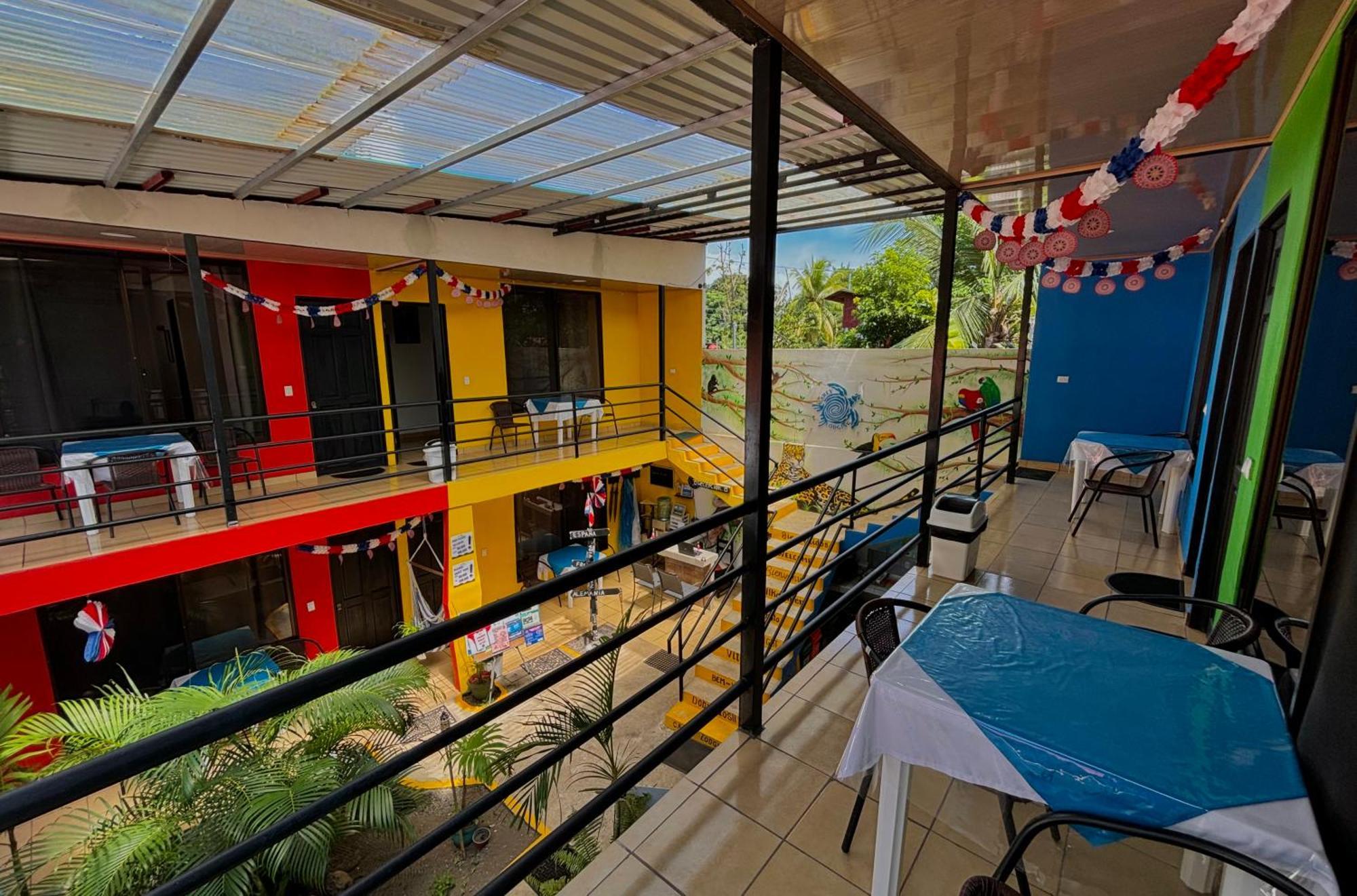 Carey Lodging Tortuguero Εξωτερικό φωτογραφία